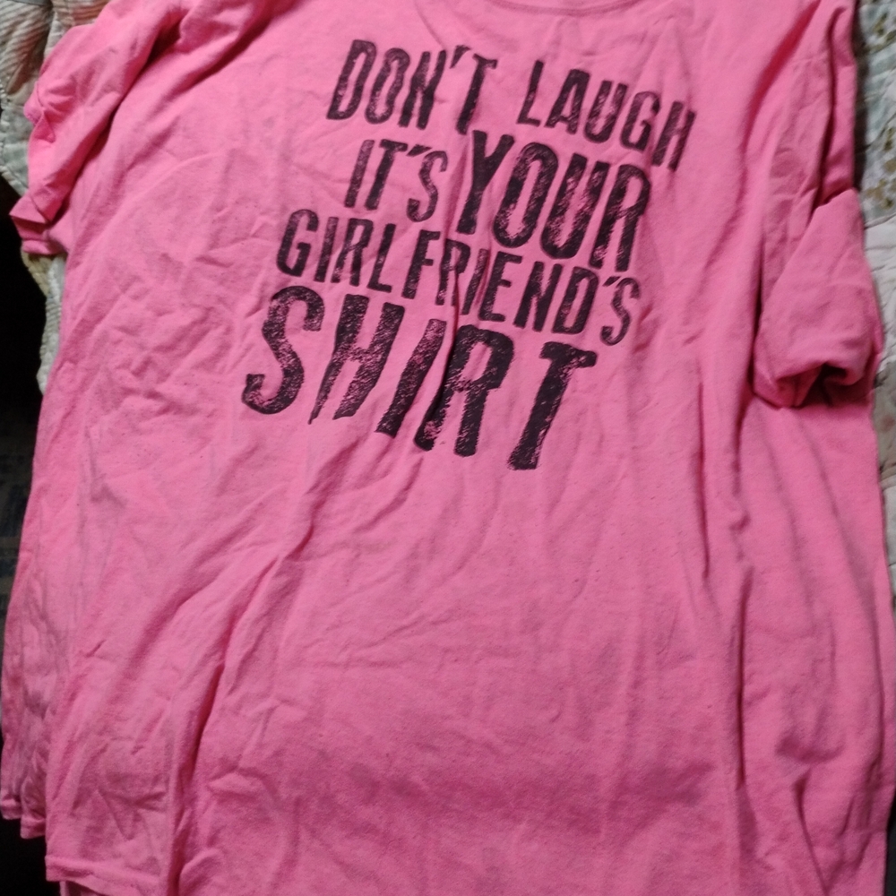 Gildan Pink Graphic Tee